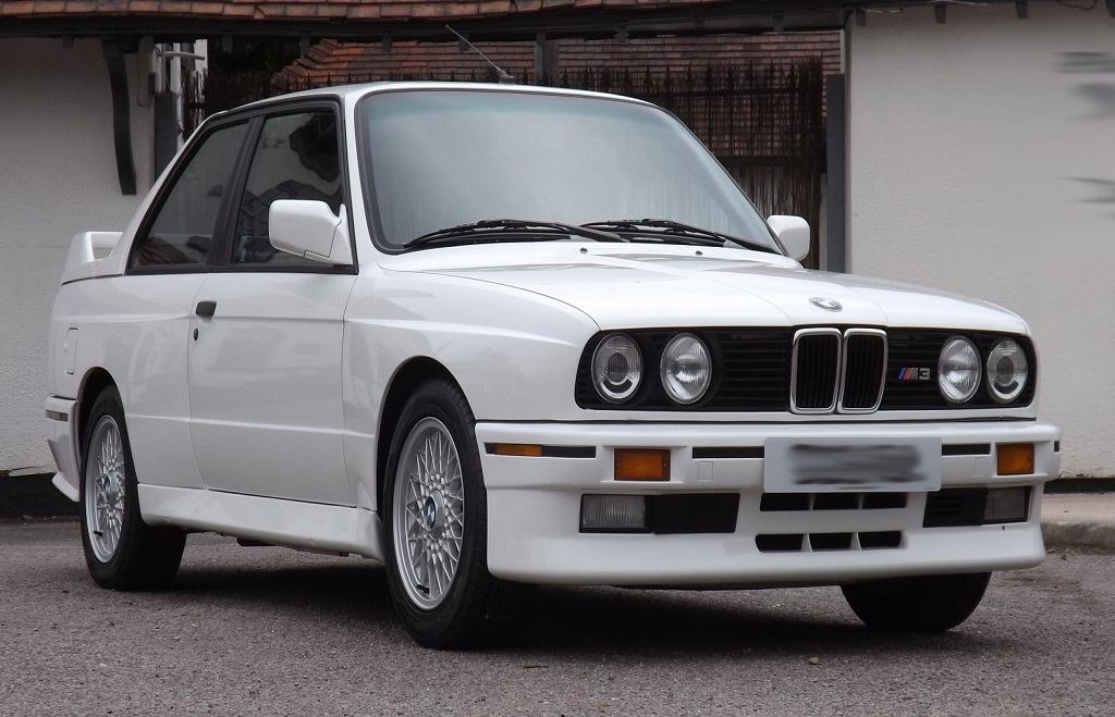  BMW M3 (E3)
