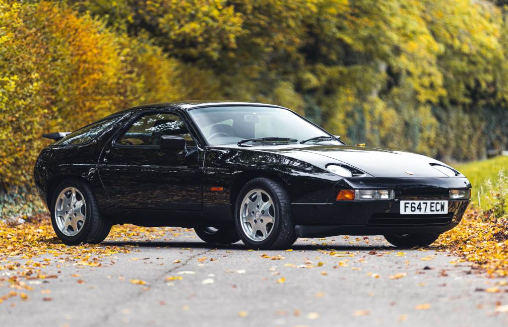 Porsche 928 V8
